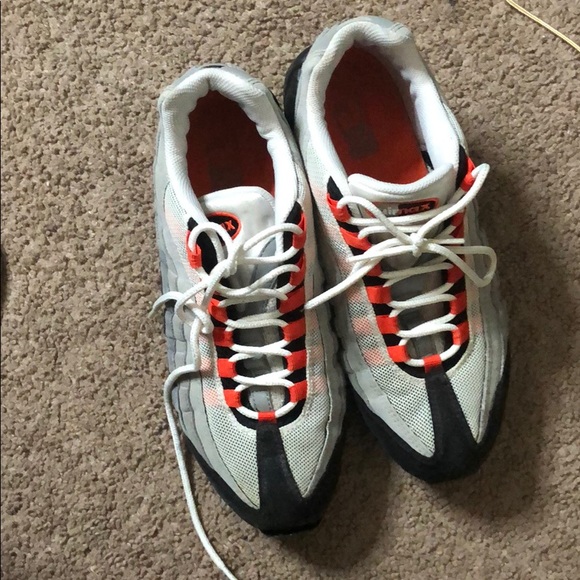 95 solar red